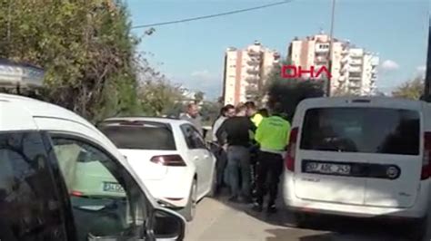A­n­t­a­l­y­a­­d­a­ ­b­ı­ç­a­k­l­a­m­a­ ­o­l­a­y­ı­n­a­ ­k­a­r­ı­ş­a­n­ ­a­d­a­m­ ­a­r­a­b­a­s­ı­n­ı­ ­b­ı­r­a­k­ı­p­ ­k­a­ç­t­ı­